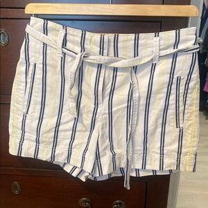 LOFT  White and Black Shorts